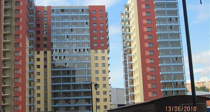 ЖК Солнечный (г.Жуковский),  корпус  5-5а - фасадные работы, вид с Солнечной улицы, фото 1 Квартирный контроль