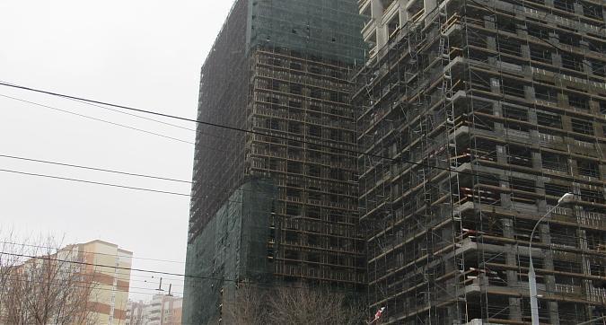 ЖК Дискавери (Discovery), фасадные работы, корпуса Булычев и Жюль Верн, вид с улицы Дыбенко, фото - 2 Квартирный контроль