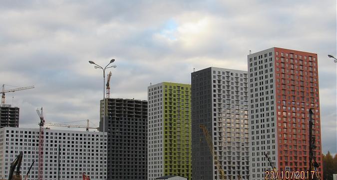 ЖК Саларьево парк, 1-й 2-й и 3-й и 4-й корпуса, вид со стороны метро Саларьево, фото 2 Квартирный контроль