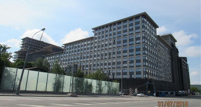 ЖК Искра Парк - фасадные работы, вид с улицы Маршала Шапошникова, фото 1 Квартирный контроль