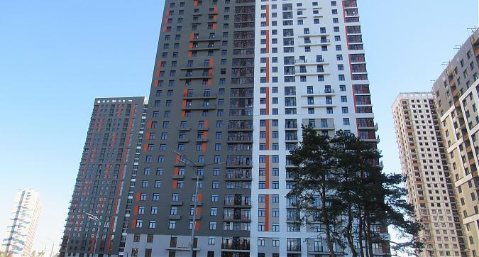 ЖК Оранж парк, 5-й корпус, вид с улицы Строителей, фото 3 Квартирный контроль