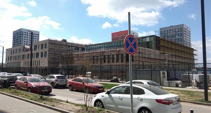 ЖК Бунинские Луга, строительство школы, вид с ул. Александры Монаховой, фото - 12 Квартирный контроль