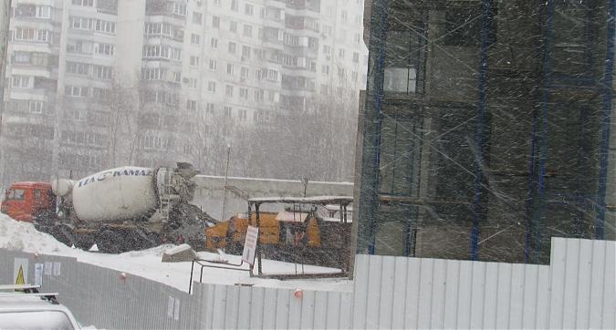 ЖК Квартал на Никулинской, строительная площадка, монолитные работы, вид с Никулинской улицы, фото -2 Квартирный контроль