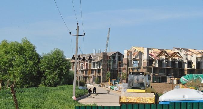 ЖК Сказка - вид на жилой комплекс с южной стороны, фото 2 Квартирный контроль