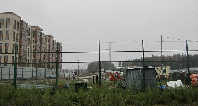 ЖК Пироговская ривьера - вид на жилой комплекс со стороны Центральной улицы Квартирный контроль