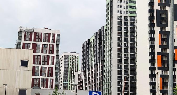 ЖК Город, корпус 2 и 4, вид с ул. 800-летия Москвы, фото 8 Квартирный контроль