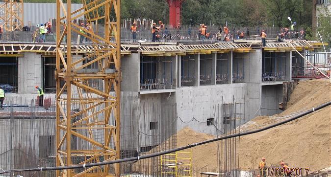 ЖК Династия, монолитные работы - вид с Хорошевского шоссе на строительство 1-го дома, фото 4 Квартирный контроль