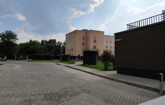 ЖК Геометрия, придомовая территория, вид с Душинской ул., фото 4 Квартирный контроль