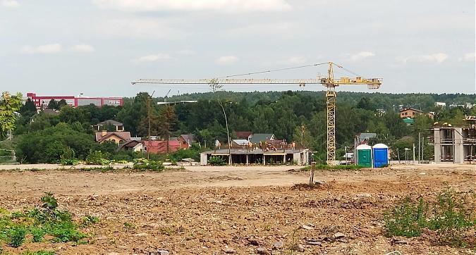 ЖК Рафинад, начало строительства I очереди, вид с ул. Свистуха, фото 2 Квартирный контроль