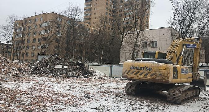 ЖК Дом на Усиевича - подготовка территории к строительным работам, вид с улицы Усиевича Квартирный контроль