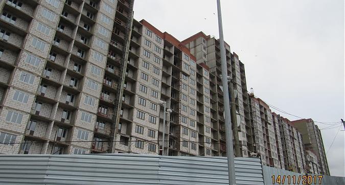 ЖК Новогиреевский, 1-й корпус, вид с улицы Строителей, фото 3 Квартирный контроль