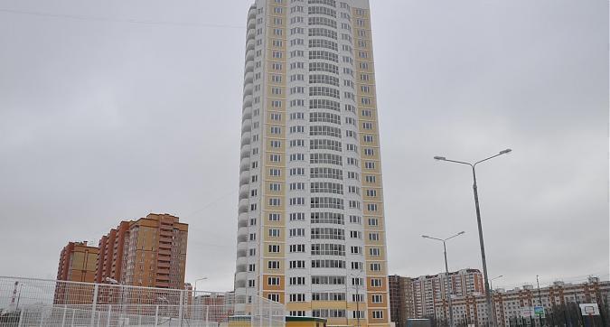 ЖК Красная горка, 26-й корпус, вид с проспекта Гагарина, фото 3 Квартирный контроль