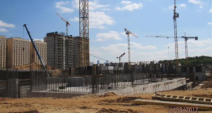 ЖК Хорошевский - общий вид на строительство комплекса со стороны улицы Берзарина Квартирный контроль