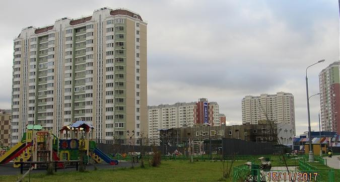 ЖК Некрасовка, 10-й квартал, детский сад, ведутся фасадные работы, вид с улицы Недорубова, фото 1 Квартирный контроль