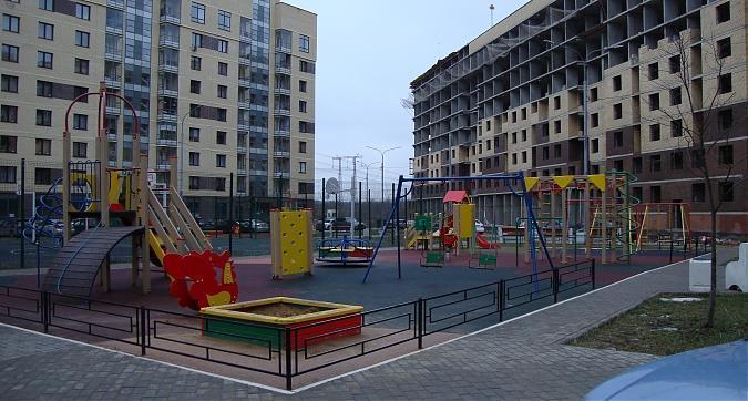 ЖК Афродита 2, детская площадка, вид с ул. Рассветная, фото - 9 Квартирный контроль