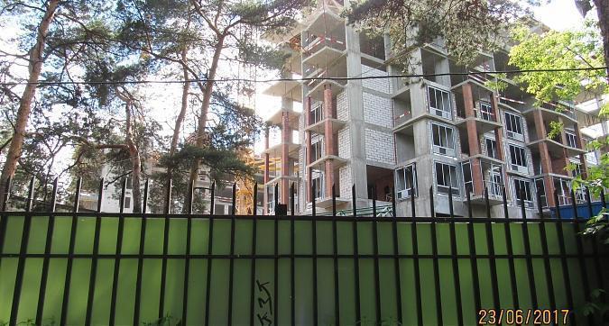 ЖК Дом Серебряный Бор - вид на комплекс со стороны набережной Москва реки Квартирный контроль