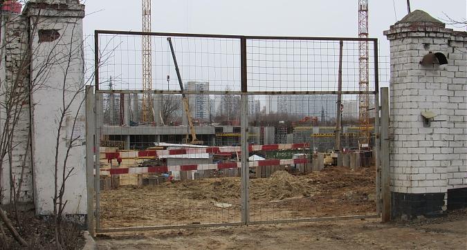 ЖК Крылья (Лобачевского, 120), строительная площадка, вид со стороны Проектируемого пр-да № 3631, фото - 4 Квартирный контроль