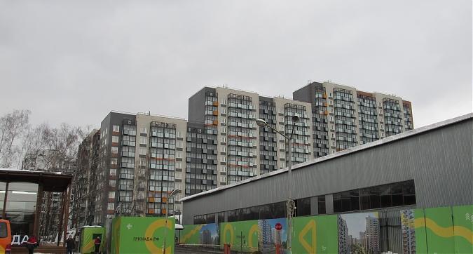 ЖК Гринада (ЖК На Феодосийской), 1-й корпус - вид с Феодосийской улицы, фото 2 Квартирный контроль