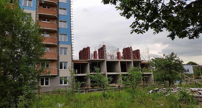 ЖК Сходня парк, вид на жилой комплекс с ул. Первомайской, фото 4 Квартирный контроль