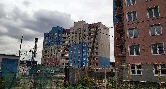 ЖК Сходня парк, корпуса 1 и 2, вид на жилой комплекс с ул. Первомайской, фото 2 Квартирный контроль