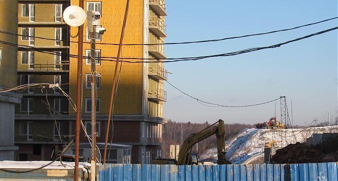 ЖК Изумрудные Холмы, корпус 17, вид с Бульвара Космонавтов, монолитно-фасадные работы, фото - 6 Квартирный контроль